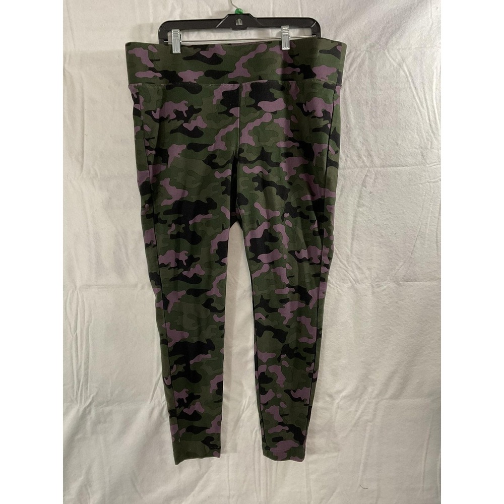 Torrid Camo Print Pixie Leggings Womens 2R Green High Rise Stretch Ankle Yoga